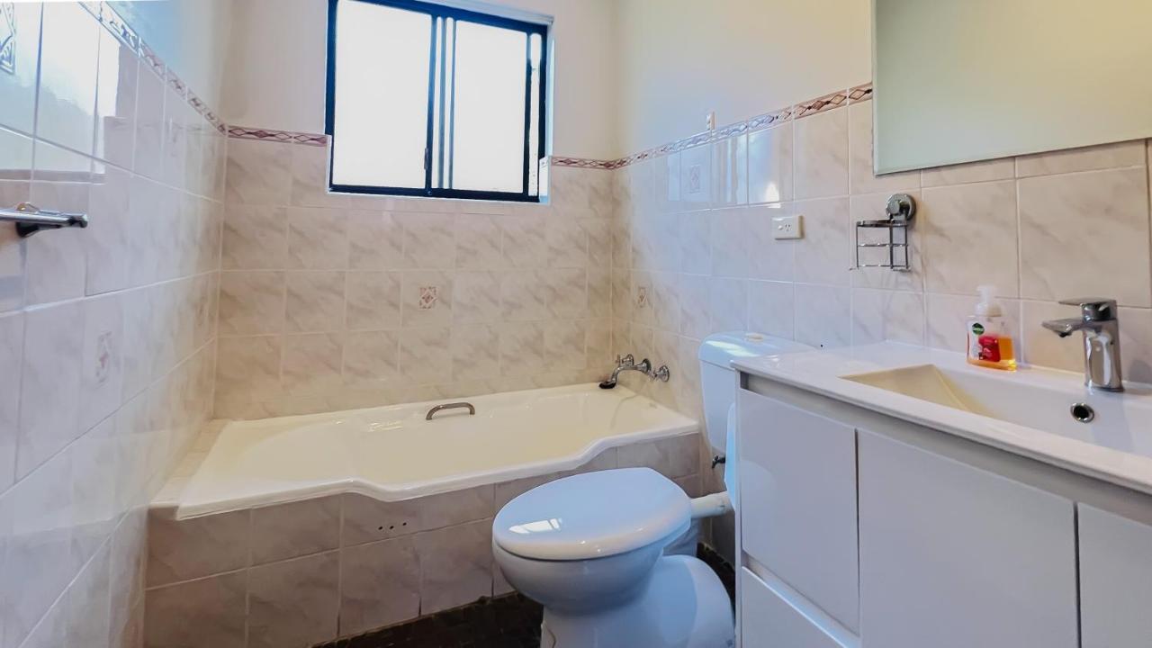 Ferienwohnung Carlton 3 Beds Unit - Free Parking Sydney Exterior foto